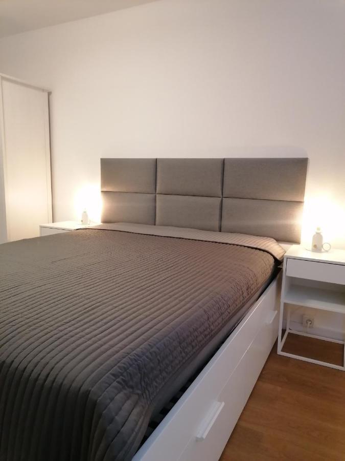 Stilvolle Wohnung An Der Alten Mainbruecke 维尔茨堡 外观 照片